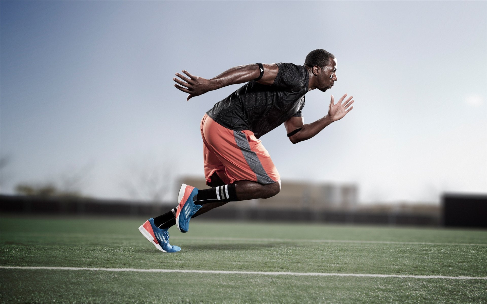 浓眉哥重要时刻战术调整,湖人带队取胜!气势如虹延续