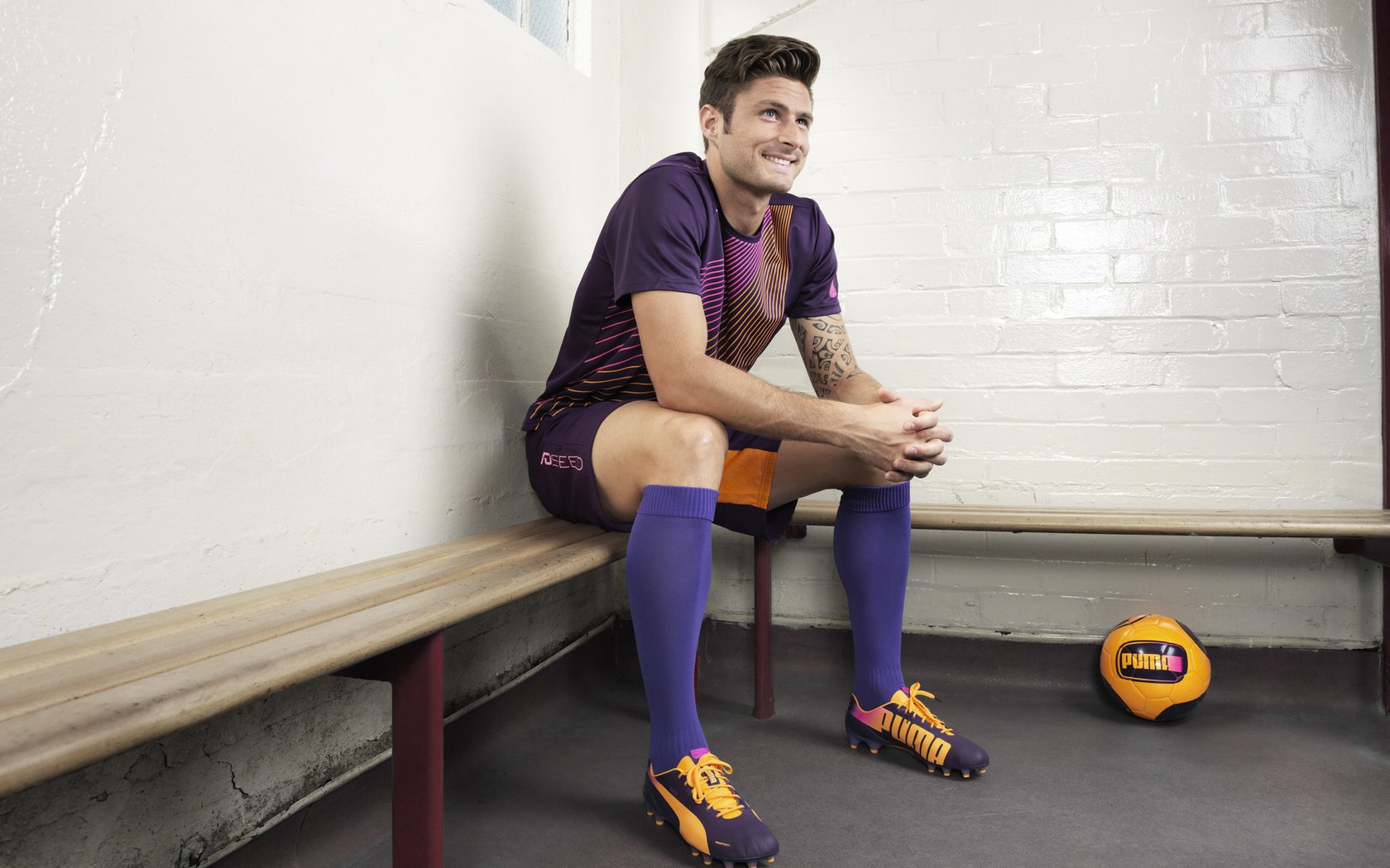 -F1赛车赛场焦点！美国队对阵葡萄牙队，历史性突破，球队首次挺进决赛